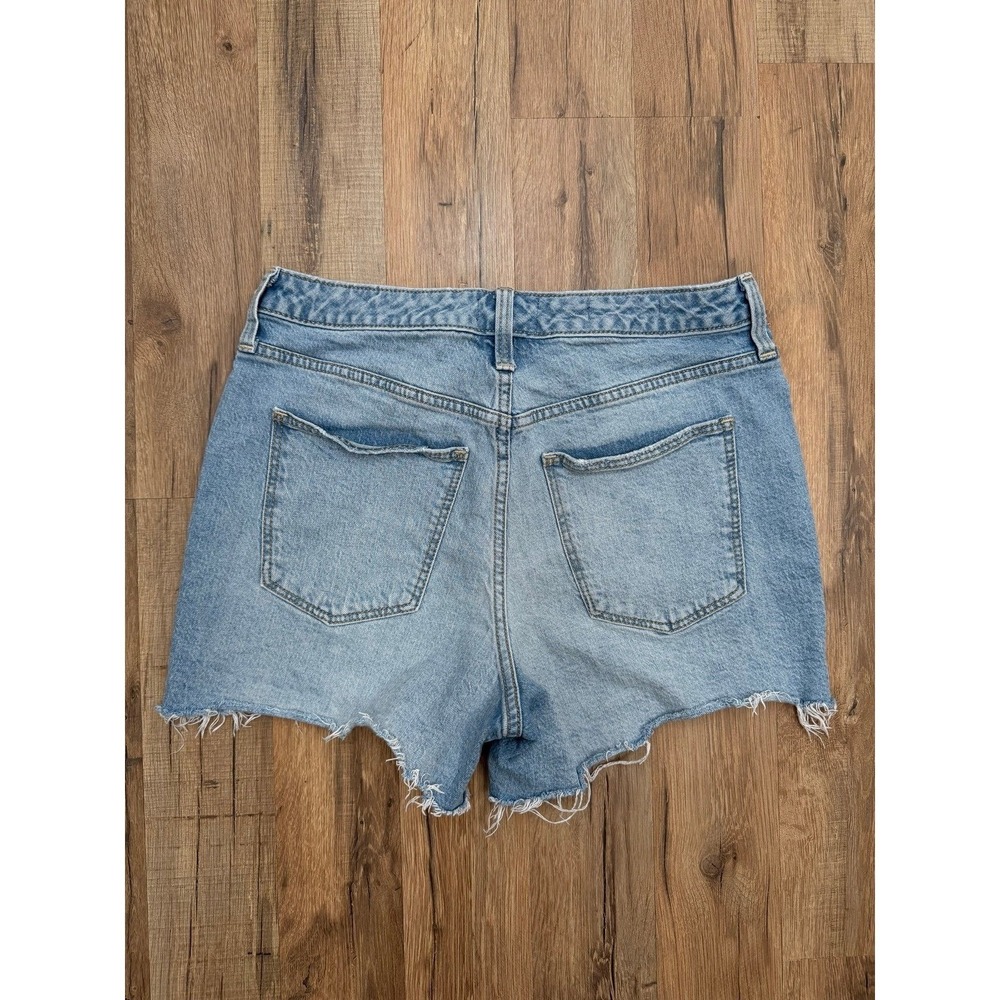 Universal Thread Vintage Midi Denim Shorts‎ Button Fly Distressed 6 - Picture 3 of 8